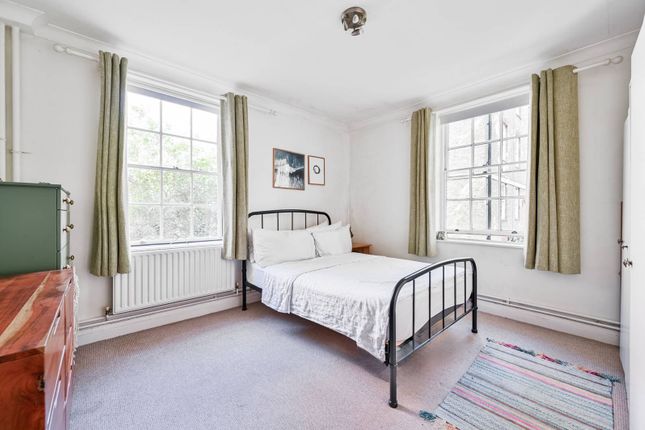 Thumbnail Flat to rent in Point Close, Greenwich, London
