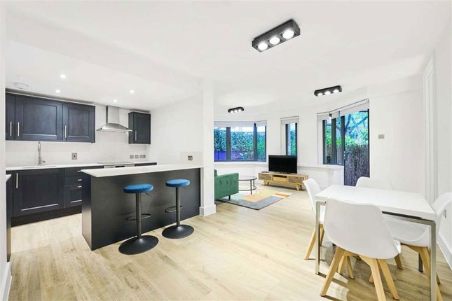1-bed flat on Flat 2, 6, Montague Close, London, £2,800/mo