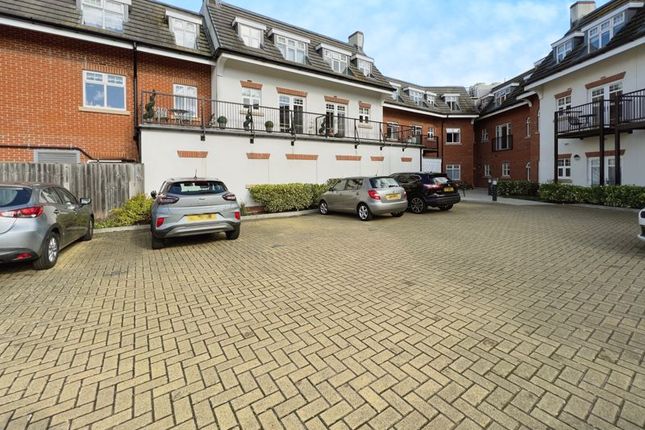 Property for sale in Tuckton Road, Southbourne, Bournemouth