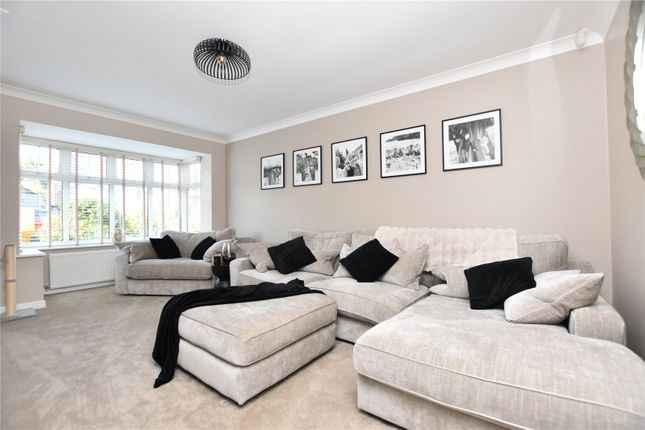 119, Springfield Road, Leeds photo 4