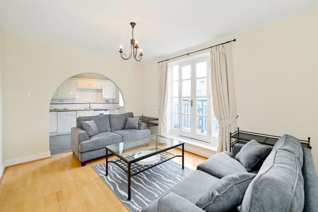 Thumbnail Flat to rent in Victory Place, London