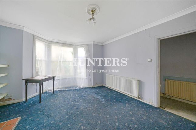 Flat for sale in Shirland Road, London