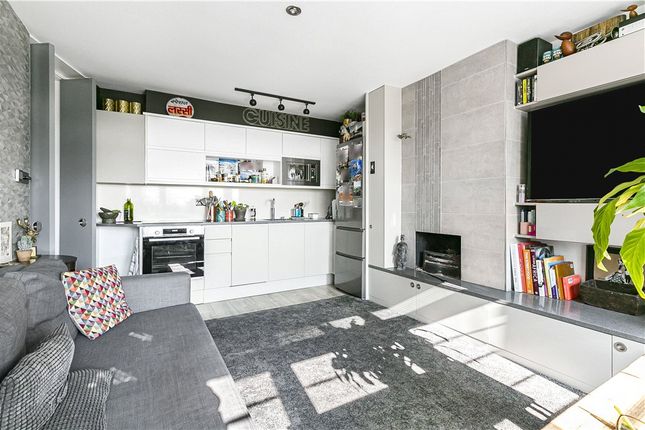 Flat for sale in Harvard Road, London