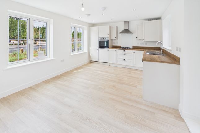 21, Saltsman Road, Bury St Edmunds photo 4
