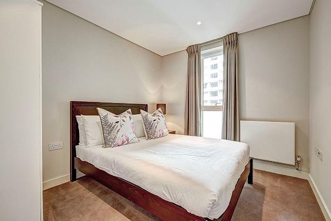 Flat to rent in Merchant Square, Westminster