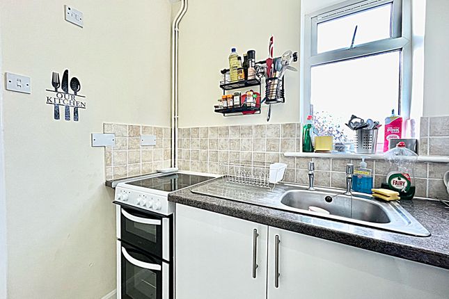 91b Brackley Road, Brackley Road, Bedford photo 3