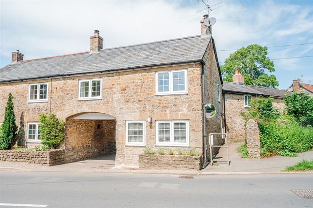 Thumbnail Cottage for sale in Southgate, Beaminster