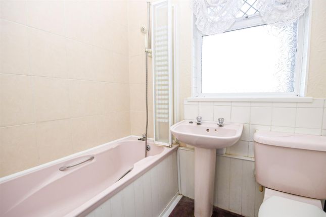 2, Norman Drive, Norwich photo 4