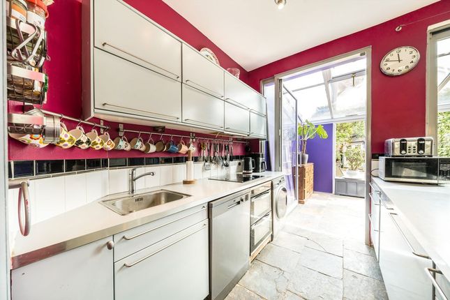 27, Hamilton Road, London photo 4