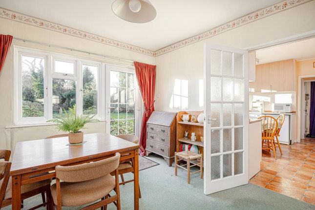 Larchmount, Frambury Lane, Saffron Walden photo 4