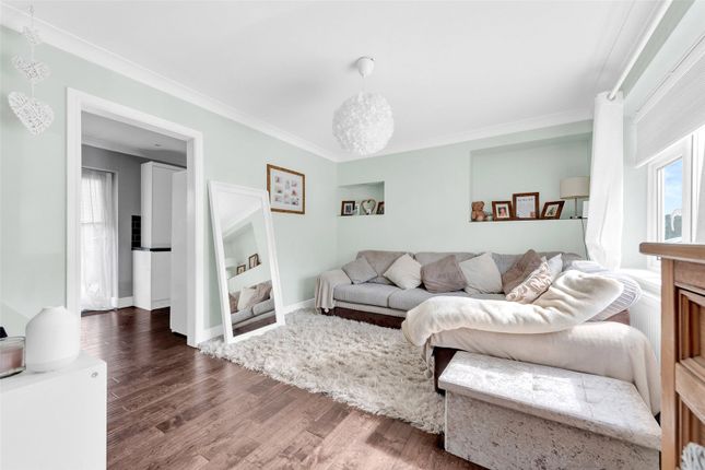 27, Harris Road, Bexleyheath photo 2