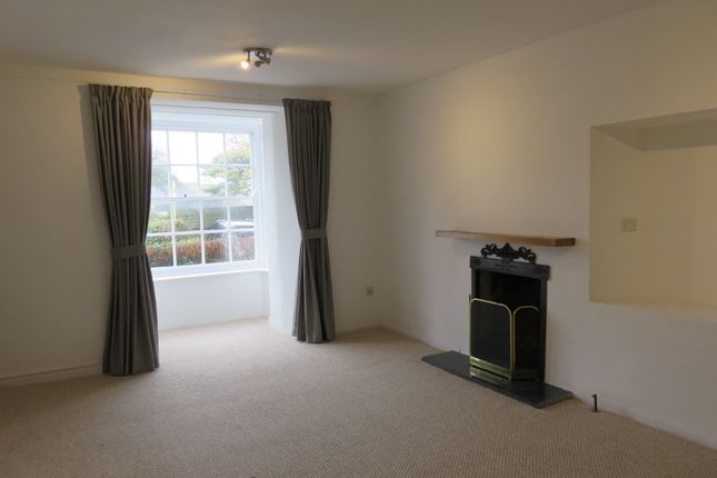 Flat 1, 4, North Parade, Penzance photo 2
