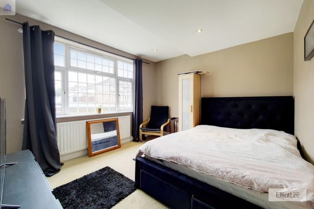 Semi-detached house for sale in Middleton Avenue, Greenford