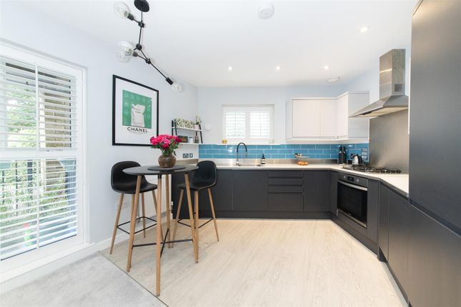 Kitchen / Open Plan Living Area