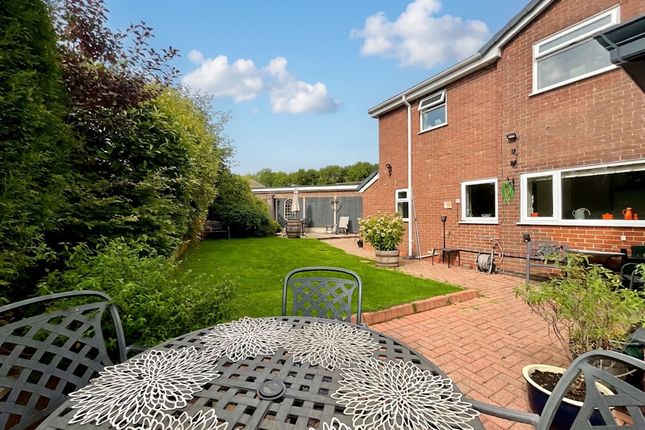 12 Sperry Close, Stoke-On-Trent photo 4