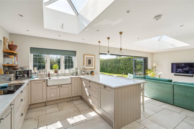 Cherry Tree Lodge,, Finches Avenue, Rickmansworth photo 3