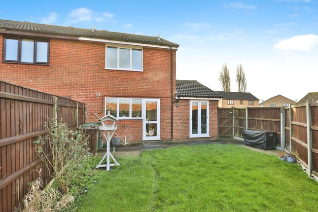 End terrace house for sale in Lime Tree Avenue, Wymondham