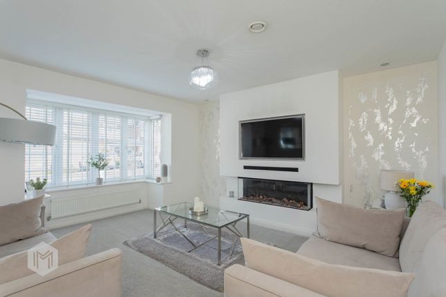 8 Edges Farm Close, Bolton photo 4