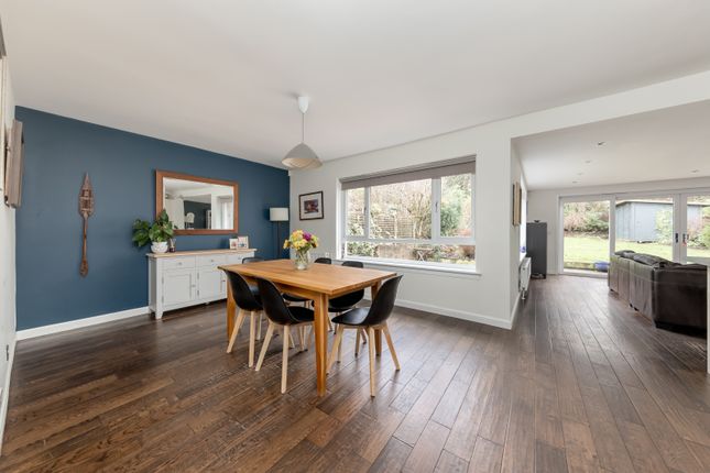 8 Redford Loan, Colinton photo 3