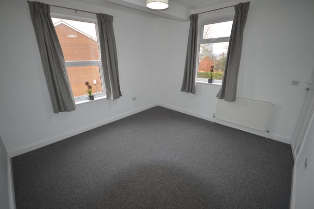 26, Burns Road, Sheffield photo 5