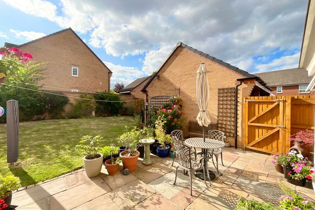 9 Thorneycroft Way, Crewe photo 2