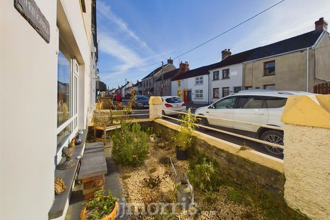 Springfield High Street, Cardigan photo 4