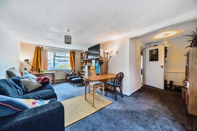 Flat for sale in Old Marston, Oxford