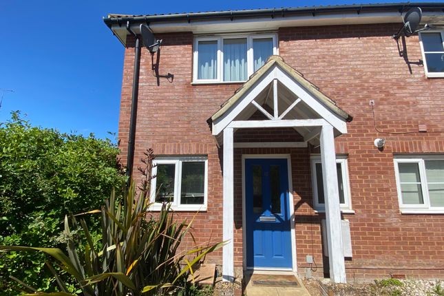 2-bed house on 10, Sittingbourne, £1,300/mo