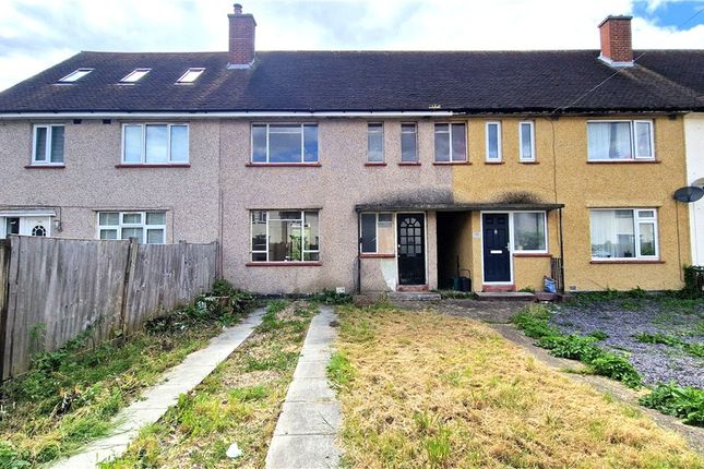 Thumbnail Terraced house for sale in Crispin Crescent, Croydon