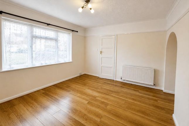 202, Repton Road, Orpington photo 3