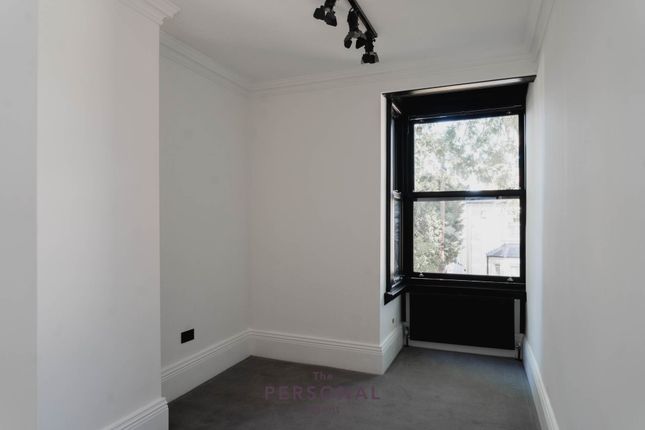 2, Worple Road, Epsom photo 3