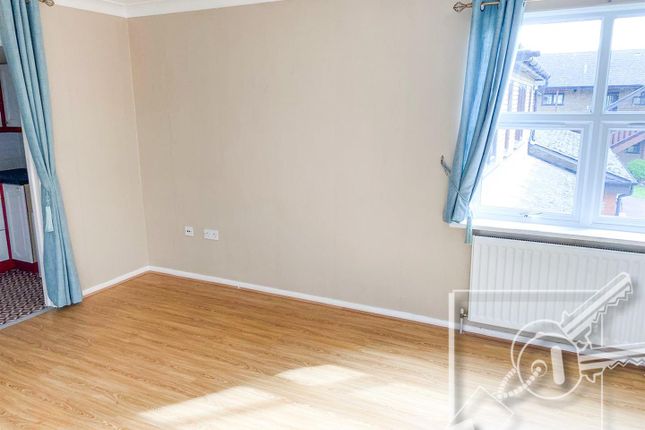 62 St James Oaks, Trafalgar Road, Gravesend photo 2