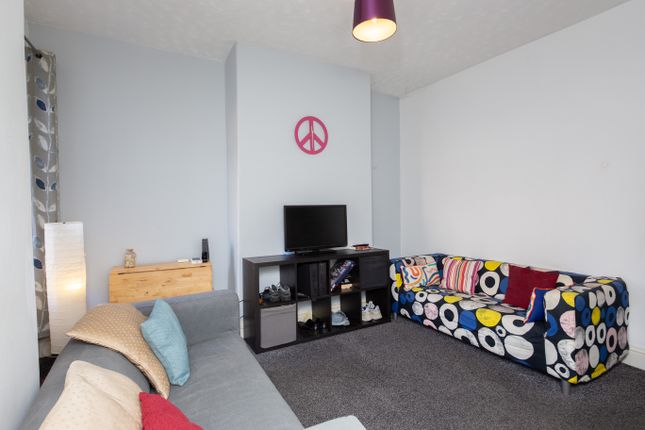 12, Douglas Street, Salford photo 3