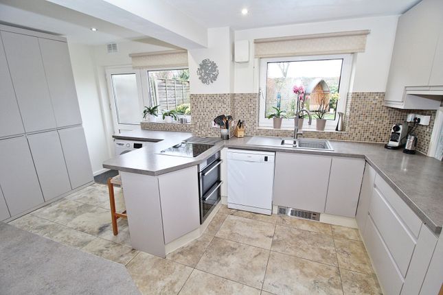 14 Osprey Road, Flitwick, Bedfordshire photo 3