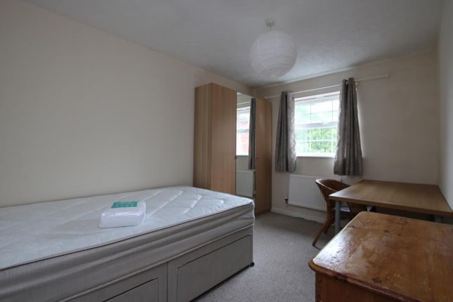 Casson Drive, Bristol photo 3