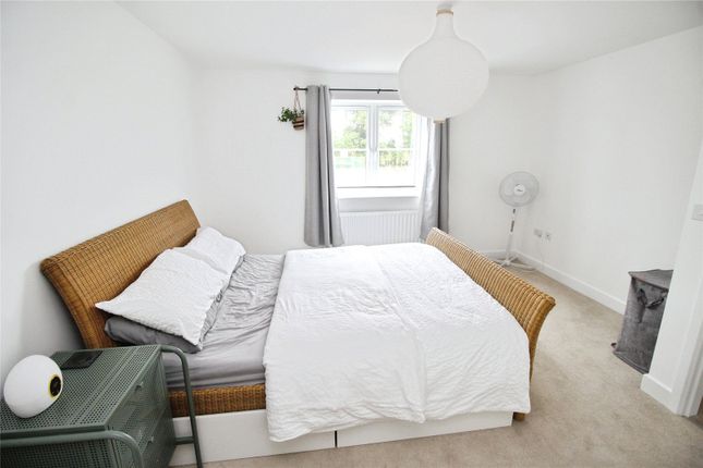 4, Courtland Grove, Doncaster photo 4