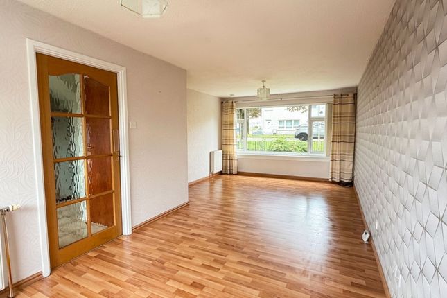 22 Mansionhouse Avenue, Glasgow photo 3