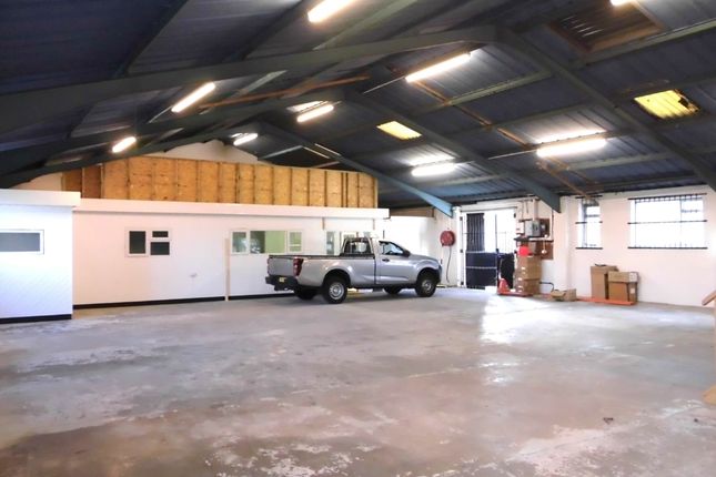 Industrial to let in Units 19 &amp; 20, Cirencester Business Estate, Love Lane, Cirencester, Gloucestershire