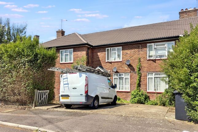 37, Beech Drive, Borehamwood photo 3