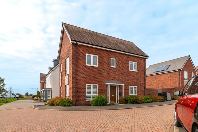 3-bed detached on 9 Redwood Close, Coalville, £269,500