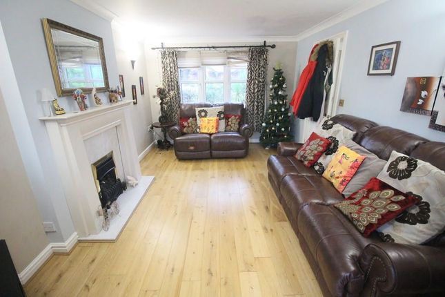 309 Sharoe Green Lane, Preston photo 4