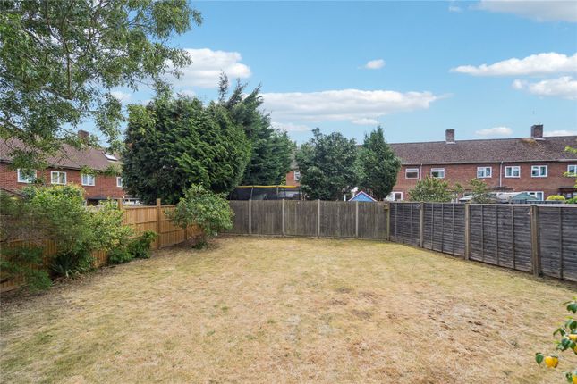 12B,, Gainsborough Crescent, Oxfordshire photo 4