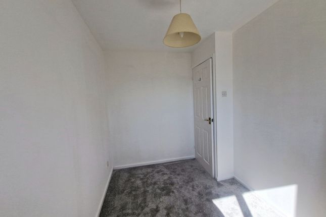 120 Heol Castell Coety, Bridgend photo 5