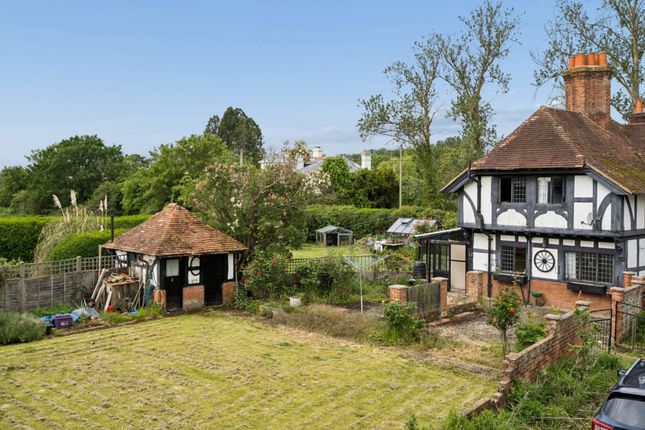 3-4 Gate House Cottages, Sutton Road, Maidenhead photo 3