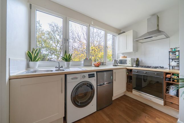 Flat 14, Greyfriars House,, Coleraine Road, London photo 3
