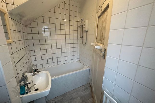 Flat for sale in Chatsworth Gardens, St. Anthonys, Newcastle Upon Tyne