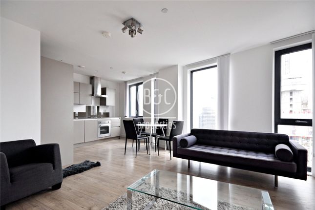 Thumbnail Flat to rent in Williamsburg Plaza, London