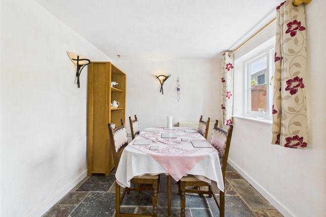 End Cottage, 7 Mill Street, Calne photo 4