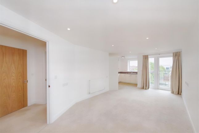 Flat for sale in Studio Way, Borehamwood