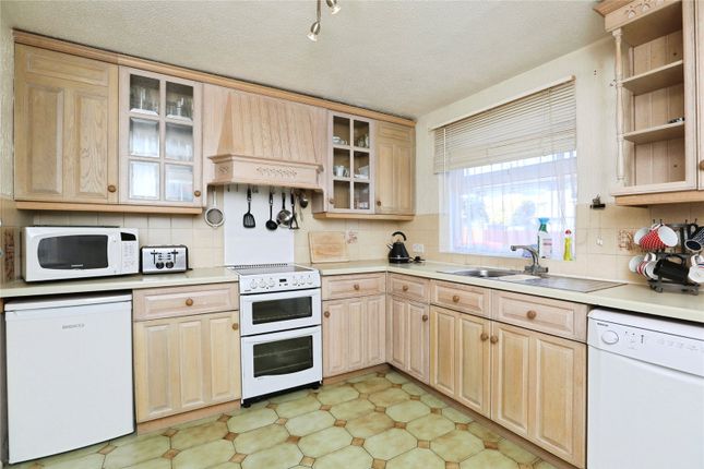 102, Peregrine Drive, Kent photo 2